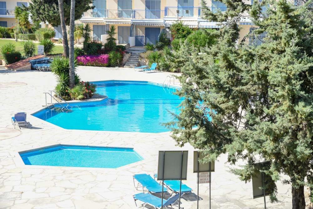 Holiday Apartment Walking Distance To The Sea Paphos Extérieur photo