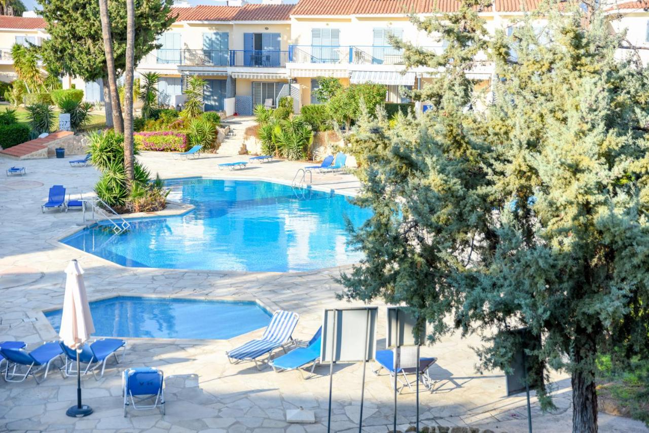 Holiday Apartment Walking Distance To The Sea Paphos Extérieur photo